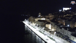 Nábřeží a město