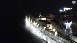 Nábřeží a město