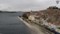 Nábřeží a město