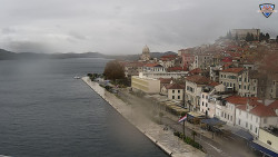 Nábřeží a město