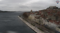 Nábřeží a město