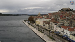 Nábřeží a město