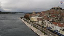 Nábřeží a město