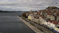 Nábřeží a město