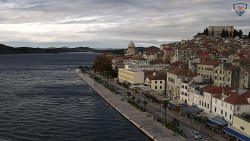 Nábřeží a město