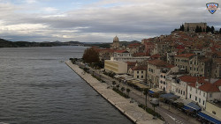 Nábřeží a město