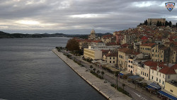 Nábřeží a město