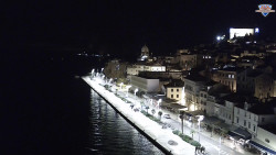 Nábřeží a město