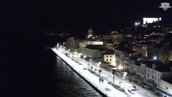 Nábřeží a město