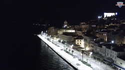 Nábřeží a město