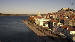 Nábřeží a město