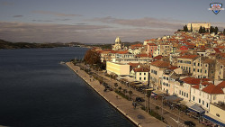 Nábřeží a město