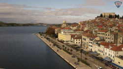 Nábřeží a město