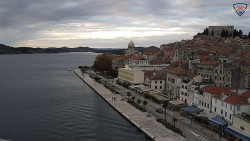 Nábřeží a město