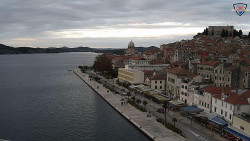 Nábřeží a město