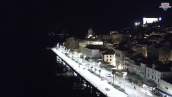 Nábřeží a město