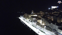 Nábřeží a město