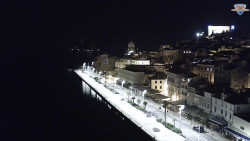 Nábřeží a město