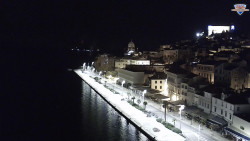 Nábřeží a město