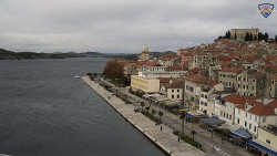 Nábřeží a město