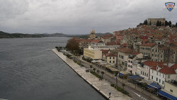 Nábřeží a město