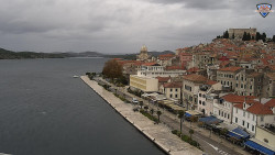 Nábřeží a město