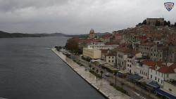 Nábřeží a město