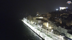 Nábřeží a město