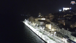 Nábřeží a město