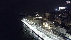 Nábřeží a město