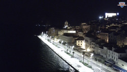 Nábřeží a město