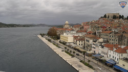 Nábřeží a město