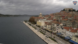 Nábřeží a město