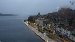 Nábřeží a město