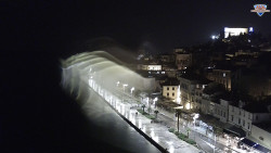 Nábřeží a město