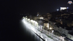 Nábřeží a město