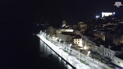 Nábřeží a město