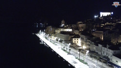 Nábřeží a město