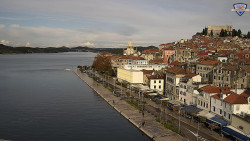 Nábřeží a město