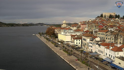 Nábřeží a město