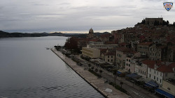 Nábřeží a město