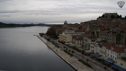 Nábřeží a město