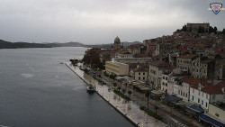 Nábřeží a město