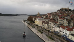 Nábřeží a město