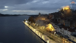 Nábřeží a město