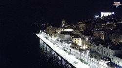 Nábřeží a město