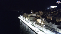 Nábřeží a město