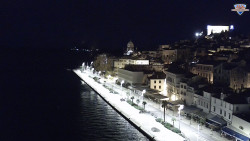 Nábřeží a město