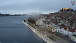 Nábřeží a město