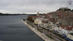 Nábřeží a město